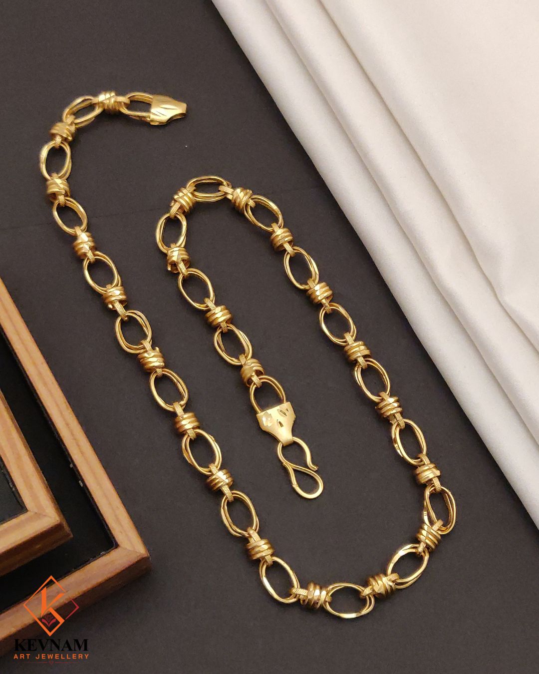 New Heavy Micro Gold Platted Joint Ring Into Pop Design Chain For Men.