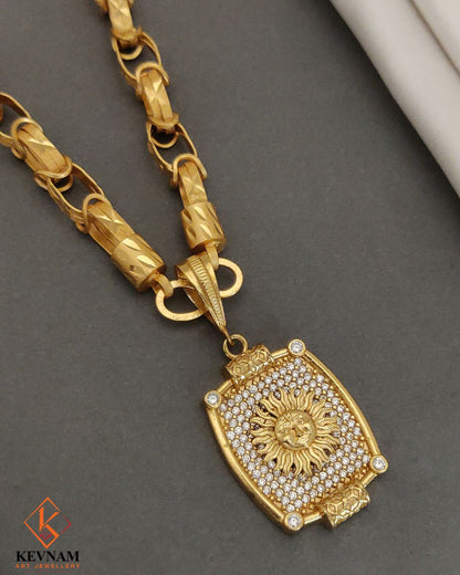 Design Gold Plated Royal Sun Face Pendant Chain for Men.