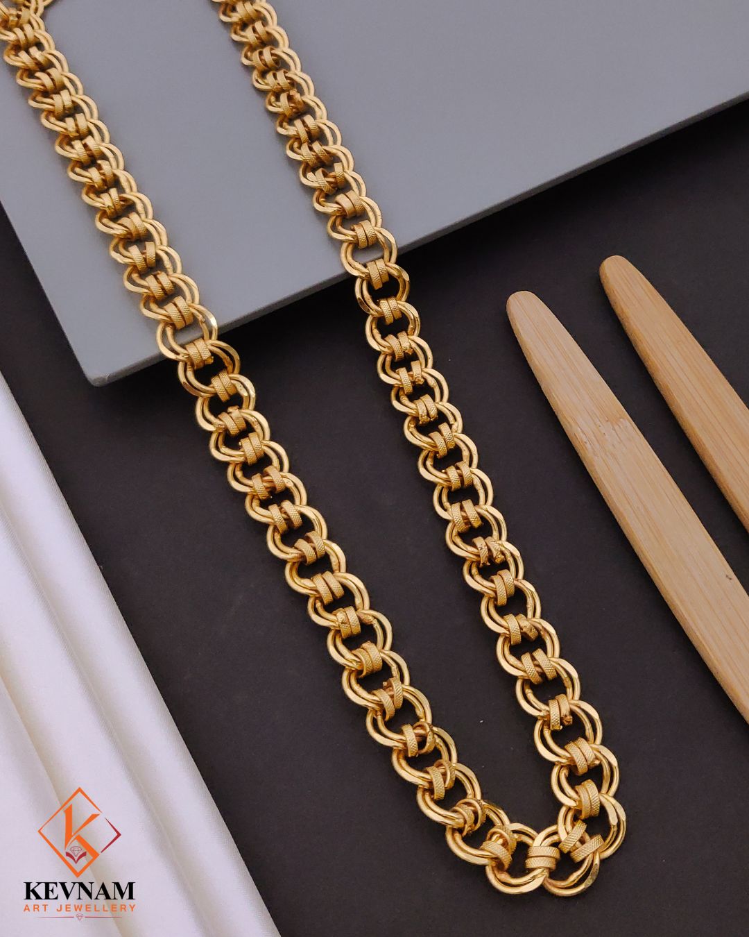 Exclusive Design Gold Plated Royal Woven Link Chain for Men.