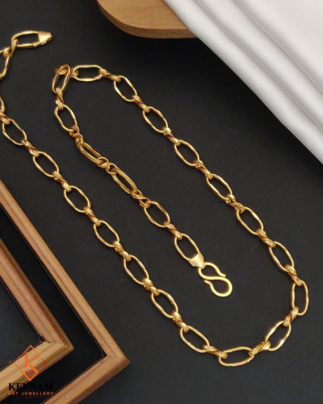 Royal Oval Link Gold Plated Chain for Men